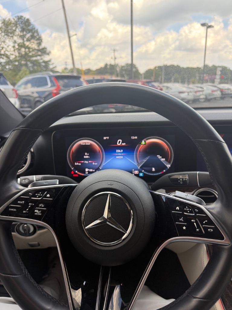 2021 Mercedes-Benz E-Class E350 - Photo 9