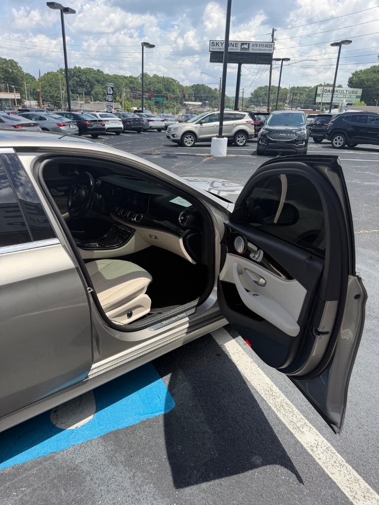 2021 Mercedes-Benz E-Class E350 - Photo 26