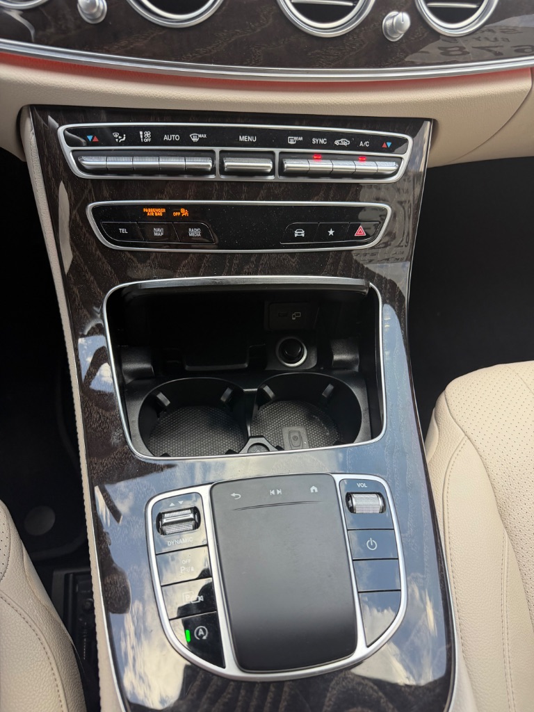 2021 Mercedes-Benz E-Class E350 - Photo 15